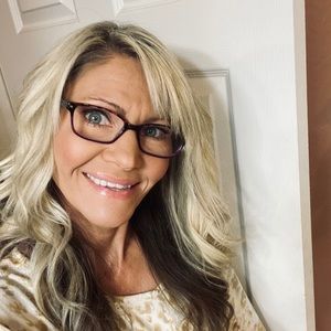 Meet your Posher, Christa